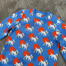Load image into Gallery viewer, Peeing Puppy Sweater